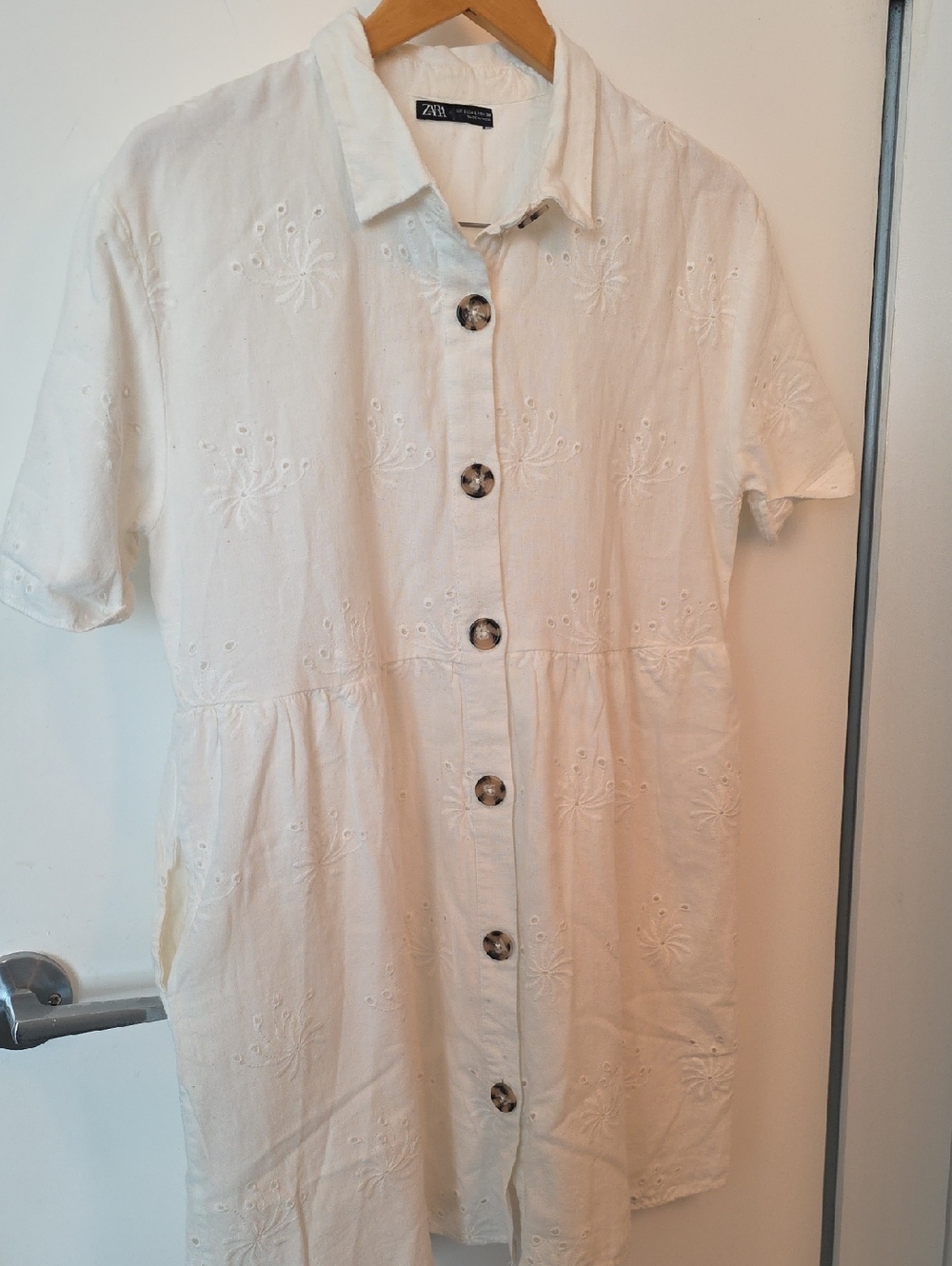 Zara White Embroidered Eyelet Button-Front Dress